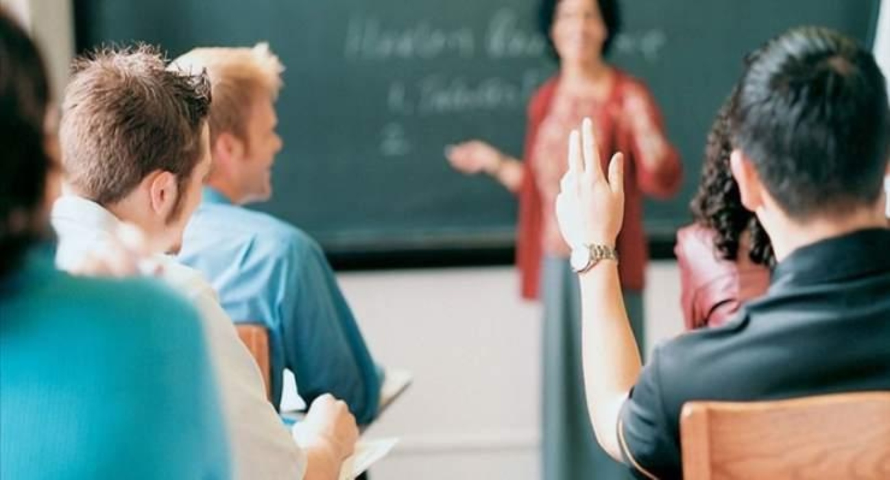 Private Education Shake-Up: Foreign Universities and Funds Redraw Greece’s Academic Map