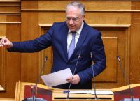 Θεοδωρικάκος στην Βουλή: Νέα μέτρα, πλαφόν κέρδους και μάχη κατά της αισχροκέρδειας