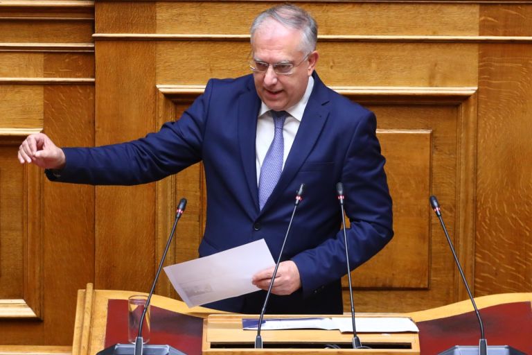 Θεοδωρικάκος στην Βουλή: Νέα μέτρα, πλαφόν κέρδους και μάχη κατά της αισχροκέρδειας