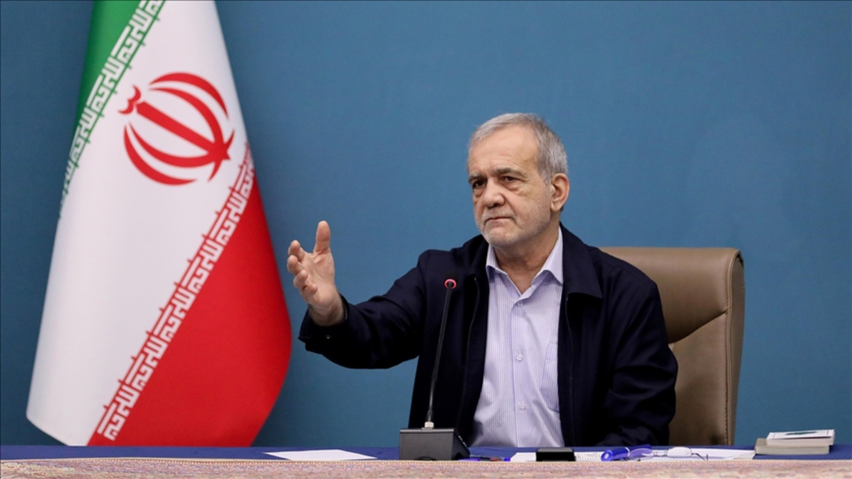 ΙΡΑΝ ΕΥΧΑΡΙΣΤΕΙ ΤΗ ΡΩΣΙΑ: Pezeshkian Ευχαριστεί τον Putin για Υποστήριξη στον Πόλεμο με ΗΠΑ-Ισραήλ