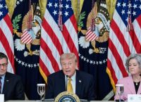 Τραμπ σε χώρες για τα Στενά Ορμούζ: «Εδώ και 40 χρόνια σας προστατεύουμε και εσείς δεν έρχεστε!»