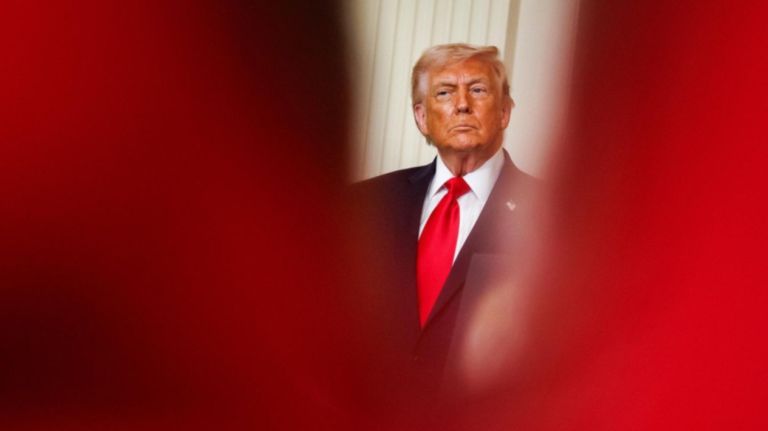 Ορμούζ: Ο Τραμπ απειλεί ΝΑΤΟ και παγώνει τη σύνοδο με Σι – γεωπολιτικός εκβιασμός για πόλεμο στον Κόλπο