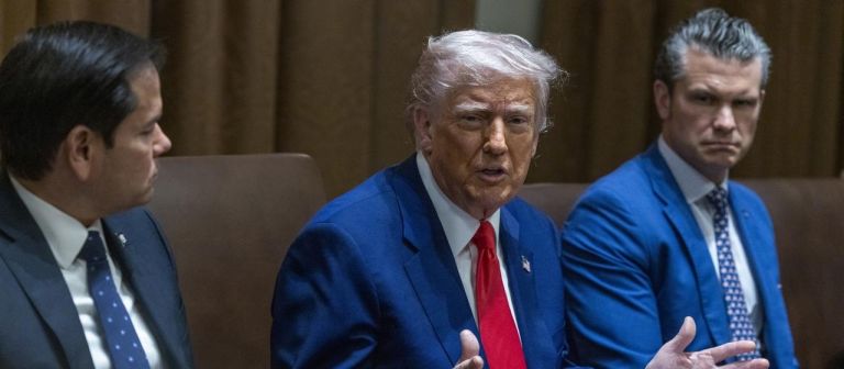 Ο Τραμπ δηλώνει ότι οι αμερικανικές στρατιωτικές ενέργειες κατά του Ιράν «πλησιάζουν στο τέλος τους»