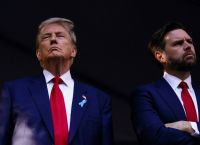 «ΕΙΝΑΙ ΔΕΙΛΟΙ»: Τραμπ ΣΕ ΠΟΛΕΜΟ ΜΕ ΤΟ ΝΑΤΟ για τα Στενά του Ορμούζ!