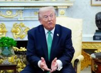 Τραμπ: Να επανεξετάσουμε τη συμμετοχή μας στο ΝΑΤΟ – «Εμείς τους βοηθάμε και εκείνοι όχι»