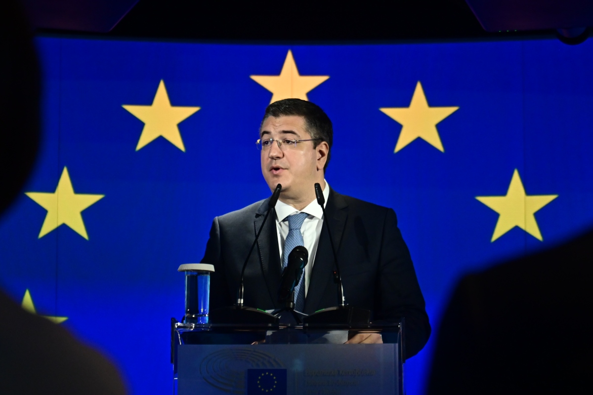 Τζιτζικώστας: Η κρίση στα Στενά του Ορμούζ θα προκαλέσει σοκ στην παγκόσμια οικονομία