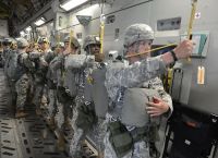 Ιράν–ΗΠΑ: Εκστρατευτική δύναμη 3.000 στρατιωτών και σκλήρυνση της σύγκρουσης