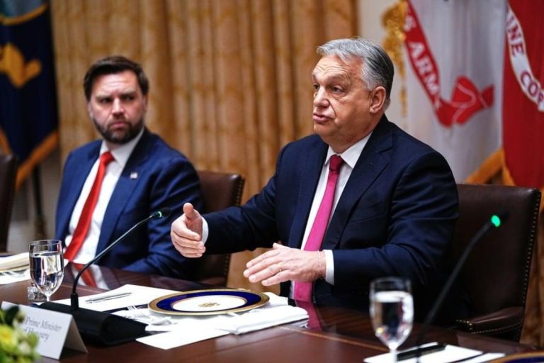 Αμερικανική «σφραγίδα» στον Όρμπαν: Ο Βανς και η μάχη για την Ευρώπη πριν τις κάλπες