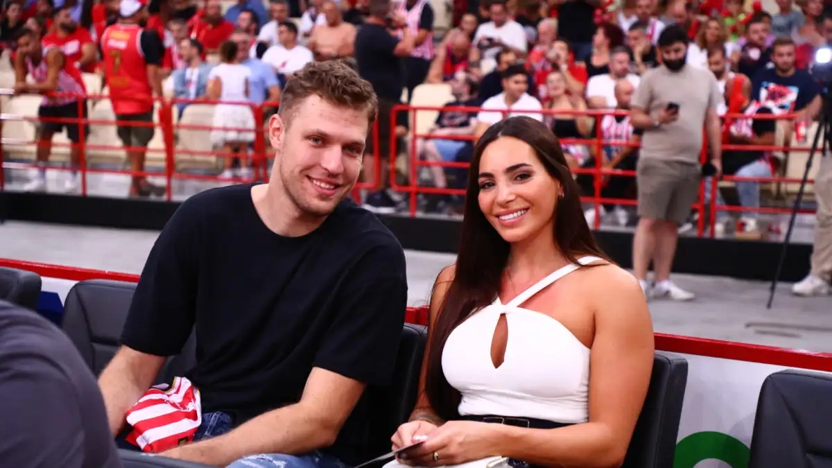 Τέλος εποχής! Ο Σάσα Βεζένκοφ και η Νικόλ Ελευθεριάδου χωρίζουν μετά από 4 χρόνια σχέσης