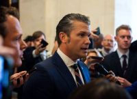 Βόμβα από Financial Times: Υπόνοιες για κέρδη πολέμου στο Πεντάγωνο