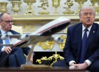 Τραμπ: Το Ιράν δεν έχει πια ναυτικό,αεροπορία-Τέλος στο εμπόριο με Ισπανία,ο Στάρμερ δεν είναι Τσώρτσιλ