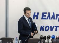 Χρυσοχοΐδης: Τέλος τα πατίνια για ανηλίκους κάτω των 18 – Υποχρεωτική ασφάλιση και στα ενοικιαζόμενα