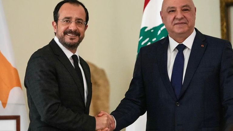 Κύπρος Στέλνει 300.000 Ευρώ Ανθρωπιστική Βοήθεια στον Λίβανο