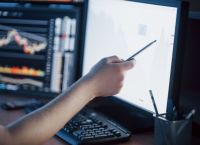 Scope: Αντέχουν οι ευρωπαϊκές τράπεζες, πιο ισχυρές οι ελληνικές το 2026