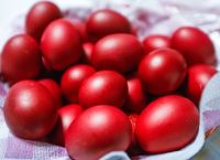 Ακριβότερο το πασχαλινό τραπέζι το 2026 – Ξεπερνά τα 412 ευρώ για 6-8 άτομα