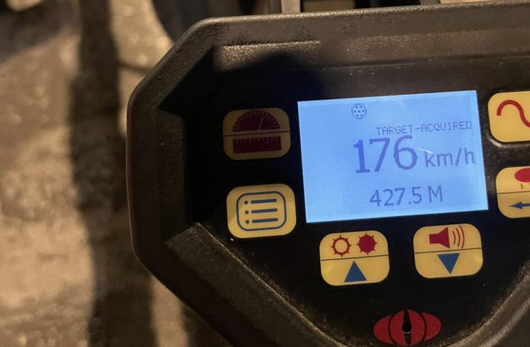 Συνελήφθη 23χρονος που έτρεχε με 170 χλμ/ώρα στην Εθνική Οδό Θεσσαλονίκης – Νέων Μουδανιών