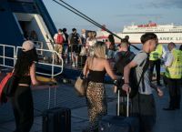 Επιστροφή εκδρομέων Πάσχα: “Βουλιάζουν” τα λιμάνια της Αττικής από αφίξεις πλοίων