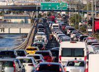 Τροχαίο μεταξύ Ι.Χ. και μοτοσικλέτας στον Κηφισό – Σοβαρή μποτιλιάρισμα στο ύψος της Λενόρμαν