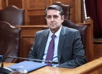 Μυλωνάκης μετά το εγκεφαλικό: Κρίσιμες οι επόμενες 10 ημέρες – Νέα επίσκεψη Μητσοτάκη στον Ευαγγελισμό