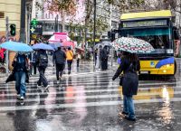 Καιρός [1/4/26]: Κακοκαιρία «Erminio»: Σφοδρή επέλαση με καταιγίδες,θυελλώδεις ανέμους–Red Code σε 7 περιοχές