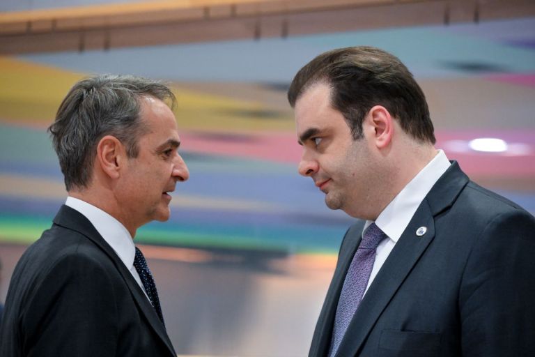 Bloomberg: Σε τροχιά σταθερότητας η Ελλάδα με νέο πακέτο στήριξης