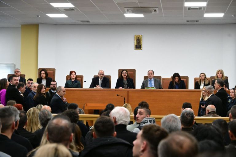 Δίκη για τα Τέμπη: Αυστηρά μέτρα ασφαλείας και συγκεκριμένες είσοδοι