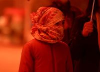 Καιρός: Λασποβροχές, αφρικανική σκόνη και ισχυροί νοτιάδες στην επιστροφή