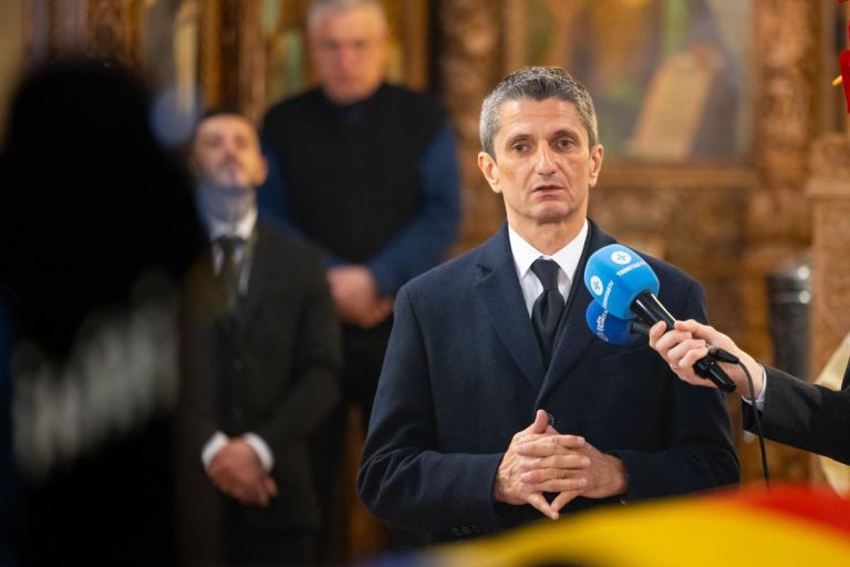 Μιρτσέα Λουτσέσκου: Ο Ραζβάν συγκίνησε με την ομιλία του στην κηδεία του πατέρα του