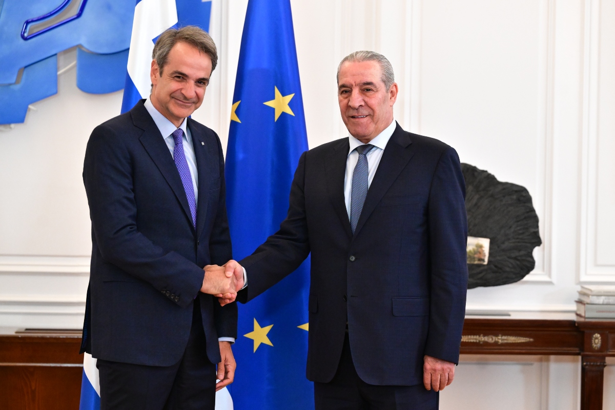 Μητσοτάκης για Μέση Ανατολή: Θετική εξέλιξη το άνοιγμα των Στενών του Ορμούζ