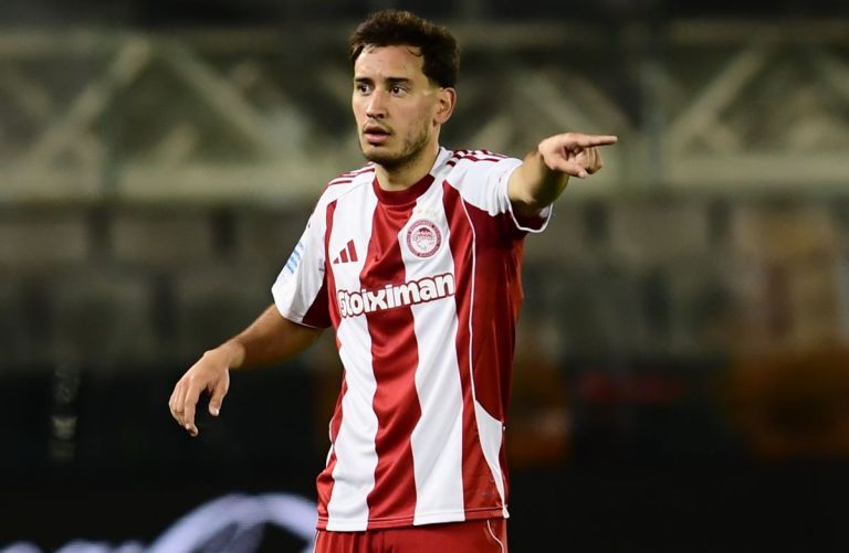 Ολυμπιακός: Ο Έσε «έδεσε» τον άξονα και υπέγραψε το διπλό στη Λεωφόρο