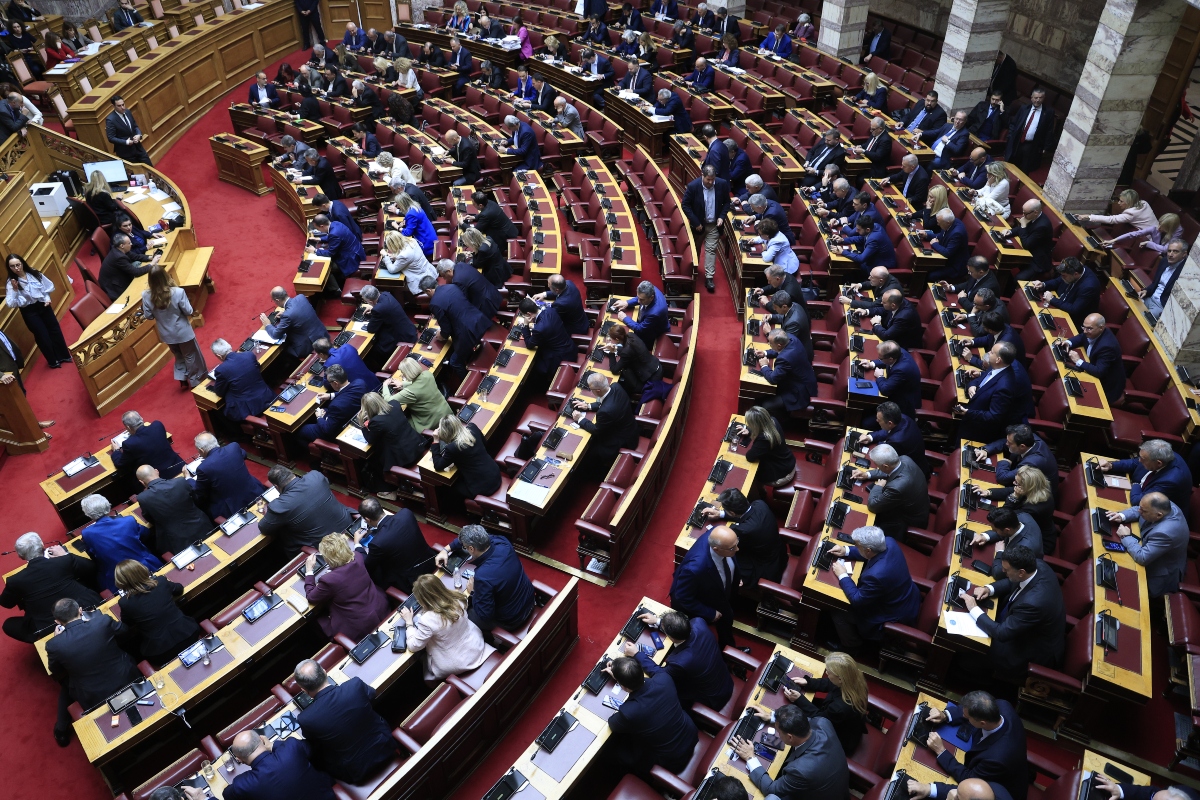 Σκάνδαλο ΟΠΕΚΕΠΕ: «Ξηλώνεται» η ασυλία 13 βουλευτών – Πολιτικό σοκ με οικονομικές προεκτάσεις