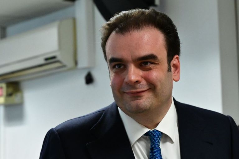 Πιερρακάκης: Μόλις το 10% του υπερπλεονάσματος από φόρους
