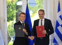 Σε εξέλιξη η συνάντηση Μητσοτάκη-Μακρόν στο Μαξίμου -Θα υπογράψουν συμφωνίες [Live]