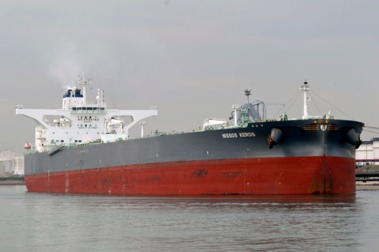 Bloomberg: Έξι δεξαμενόπλοια, ανάμεσά τους δύο ελληνικά, έκαναν αναστροφή στα Στενά του Ορμούζ