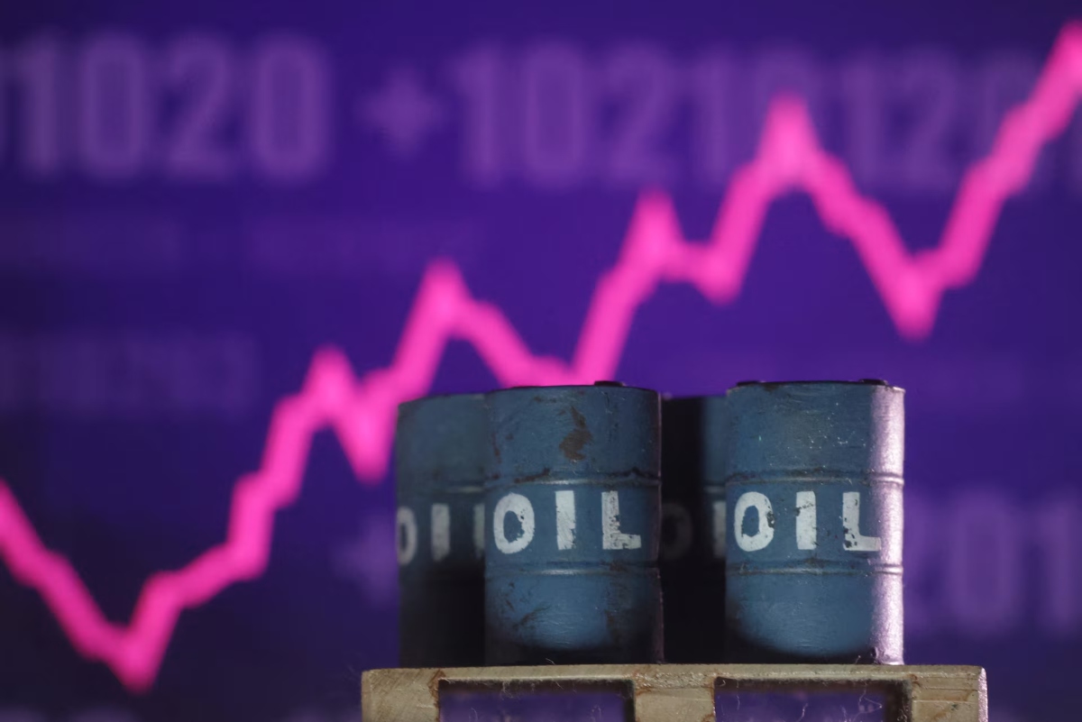 Πετρέλαιο: Το Brent στα 141 δολάρια στην αγορά φυσικών φορτίων – Το μεγαλύτερο σοκ από το 2008