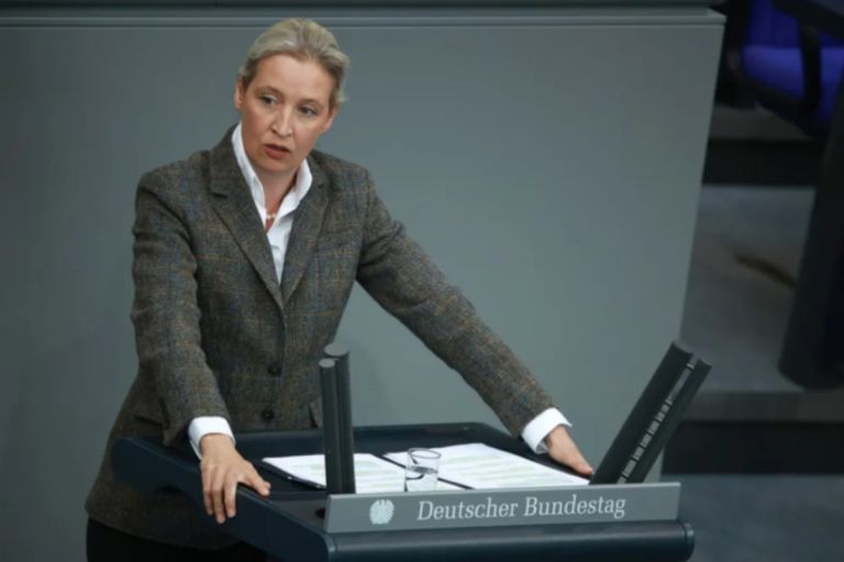 ΓΕΡΜΑΝΙΑ: Η AfD στην κορυφή δημοσκόπησης εν μέσω ενεργειακής κρίσης και πολιτικής φθοράς