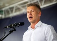 Πέτερ Μαγιάρ: Ο διεκδικητής της ηγεσίας της Ουγγαρίας που αψηφά τις Βρυξέλλες για να νικήσει τον Όρμπαν