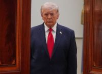 Τραμπ μετά την εκεχειρία με το Ιράν: «Πλήρης και απόλυτη νίκη των ΗΠΑ»