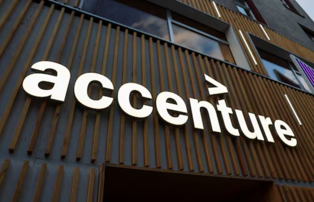 Πειραιώς – Accenture: AI Hub στην Ελλάδα με τεχνολογία Anthropic αλλάζει το banking