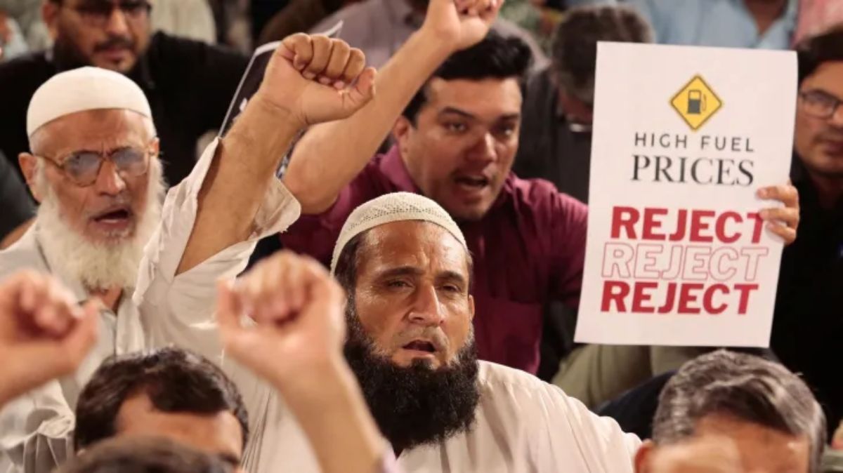 «Στη δίνη του πολέμου: Το Πακιστάν πληρώνει το τίμημα της σύγκρουσης Ιράν–ΗΠΑ»