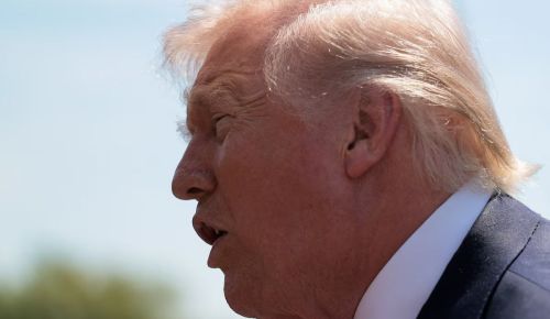 Στο παρά πέντε συμφωνίας ή νέας ανάφλεξης: Ο Τραμπ πιέζει, το Ιράν διαπραγματεύεται