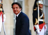 Πολυτέλεια σε δοκιμασία: Η εβδομάδα-βαρόμετρο για LVMH, Kering και Hermès