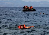 Τραγωδία ανοιχτά της Λιβύης: 17 νεκροί και 7 διασωθέντες από πλεούμενο