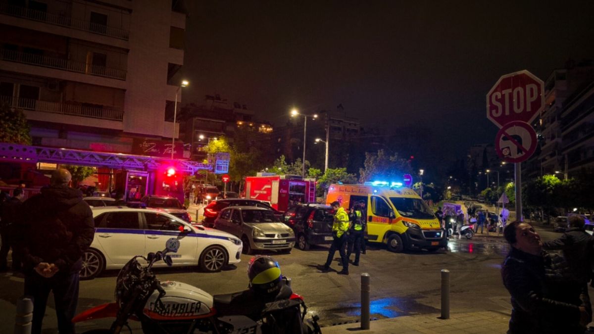 Τραγωδία στη Νέα Σμύρνη: Νεκρή γυναίκα από φωτιά σε διαμέρισμα
