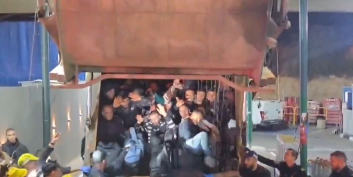 Σοκ στο Ισραήλ: 68 Παλαιστίνιοι εντοπίστηκαν μέσα σε απορριμματοφόρο