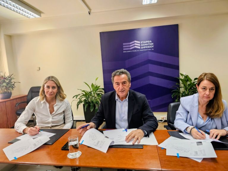 Ο Δήμος Άνδρου ανέλαβε το Ξενία Άνδρου για 40 έτη