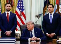 «Τηλεφωνήστε μας»: Ο Τραμπ πιέζει για deal ενώ Πούτιν–Ιράν στήνουν νέο άξονα ισχύος