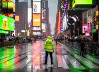 Τέσσερις στις δέκα κομητείες των ΗΠΑ κατέγραψαν πληθυσμιακή συρρίκνωση το 2025