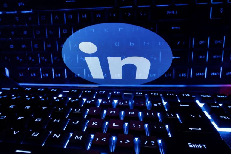 LinkedIn: Κρυφός κώδικας ελέγχει ποιες επεκτάσεις έχει ο browser σας, σύμφωνα με έρευνα