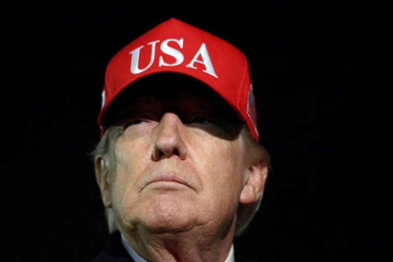 Τραμπ για Anthropic: «Πιθανή» συμφωνία με το Πεντάγωνο μετά το μπλόκο